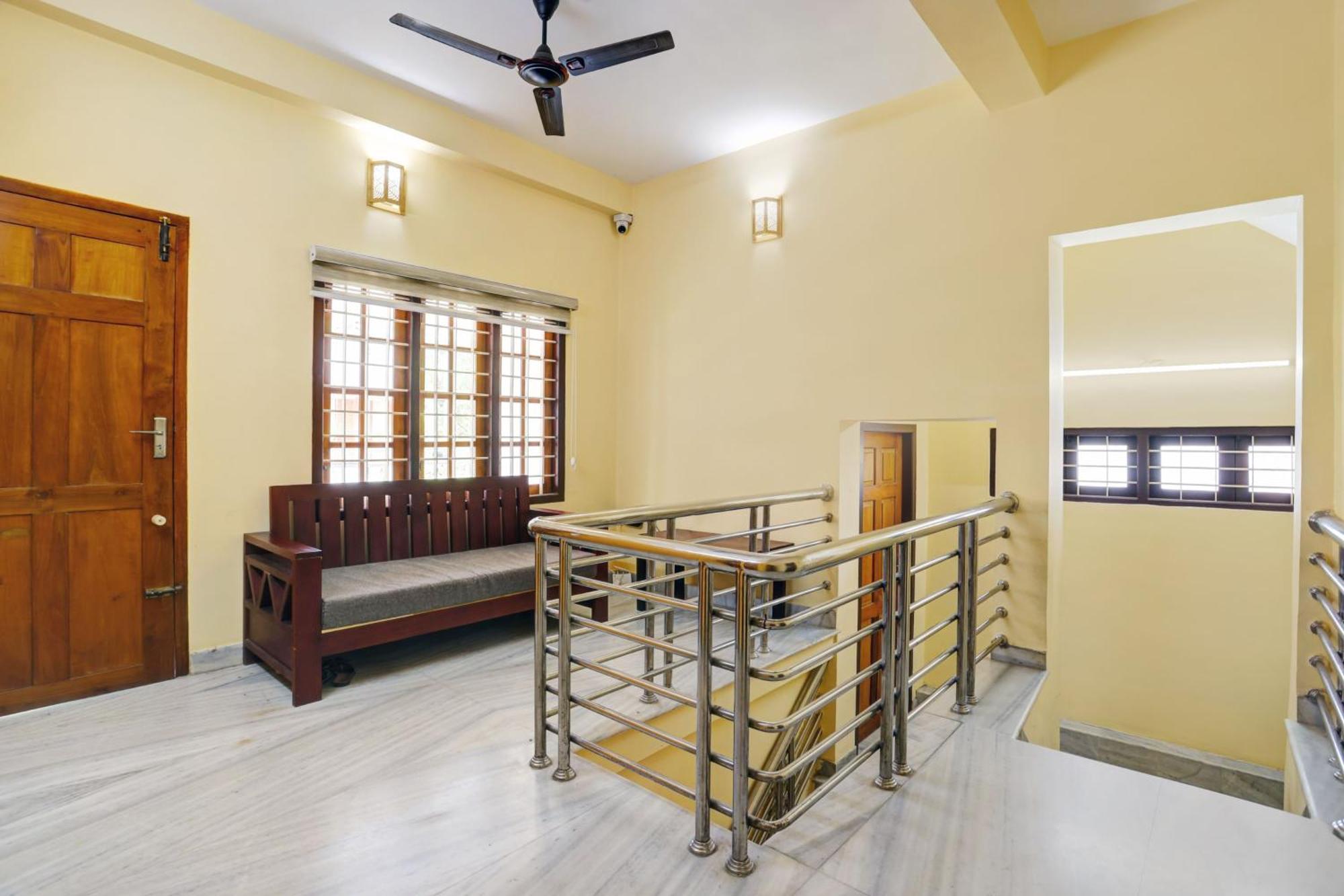 Super Hotel O Lm Residency Thiruvananthapuram Extérieur photo