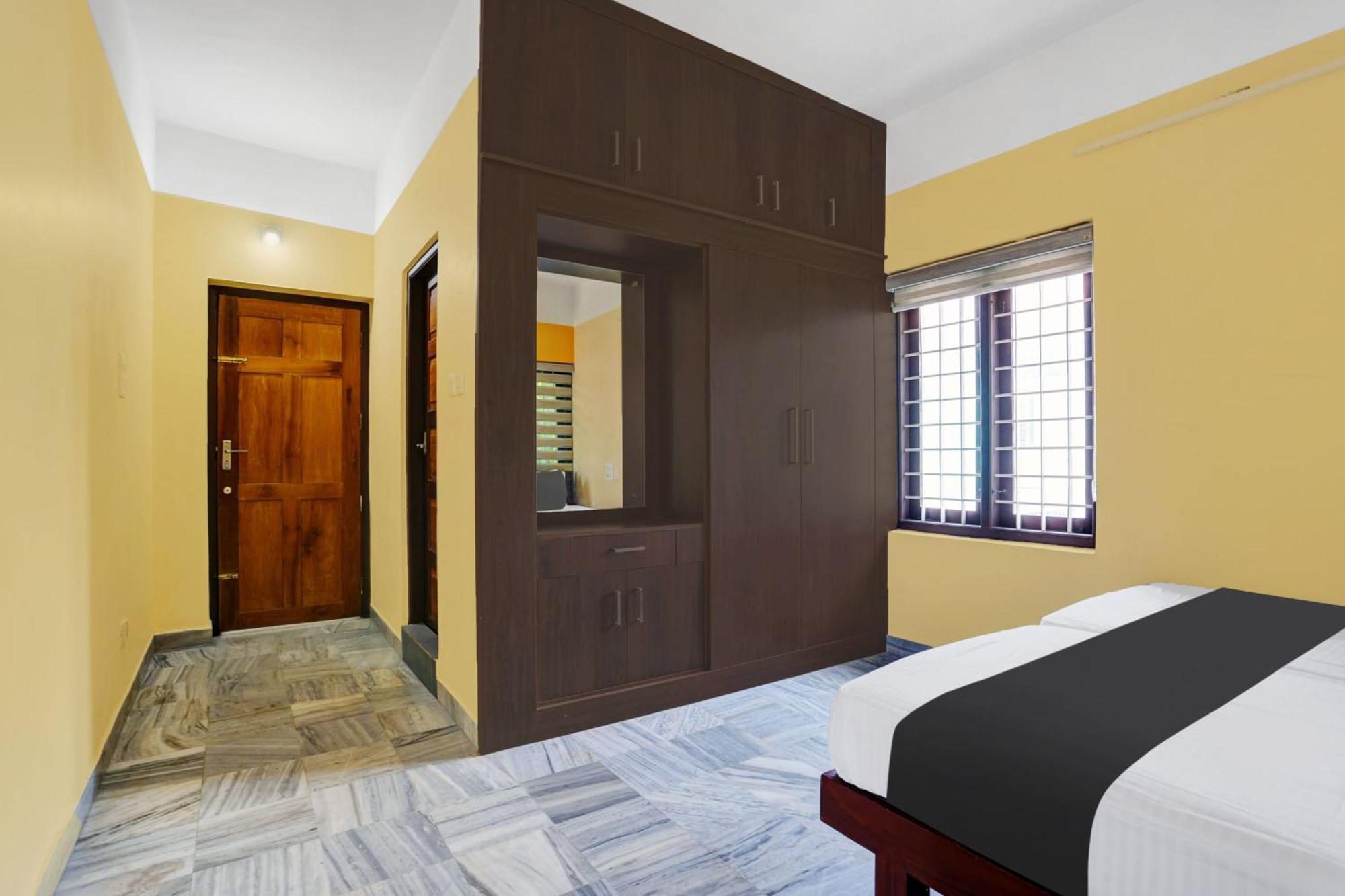 Super Hotel O Lm Residency Thiruvananthapuram Extérieur photo